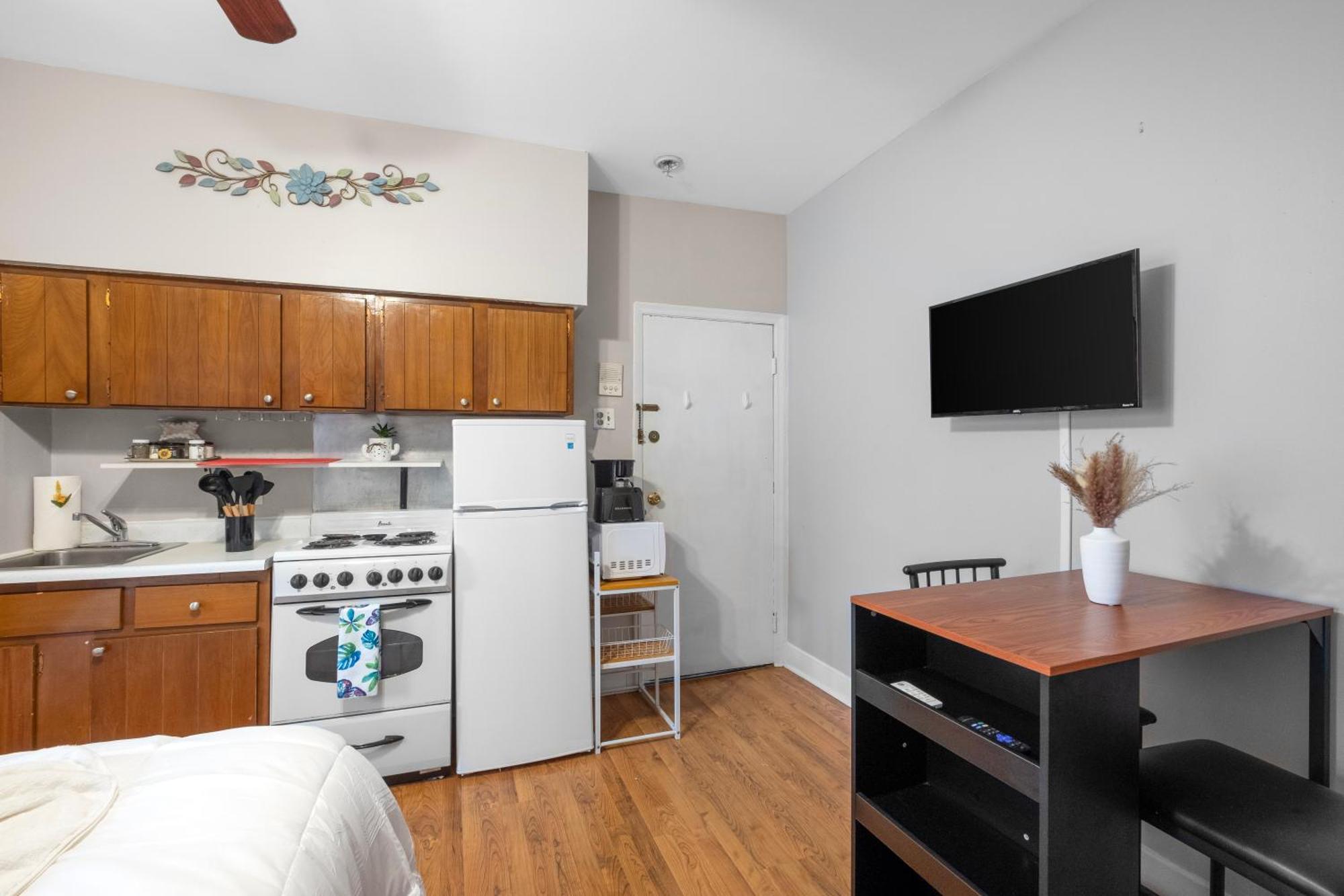 Apartment Near Historic Sites Philadelphia